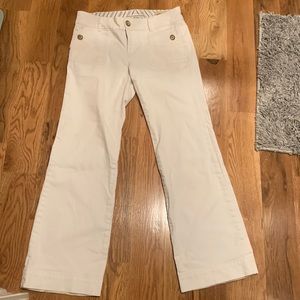 White gap jean pants